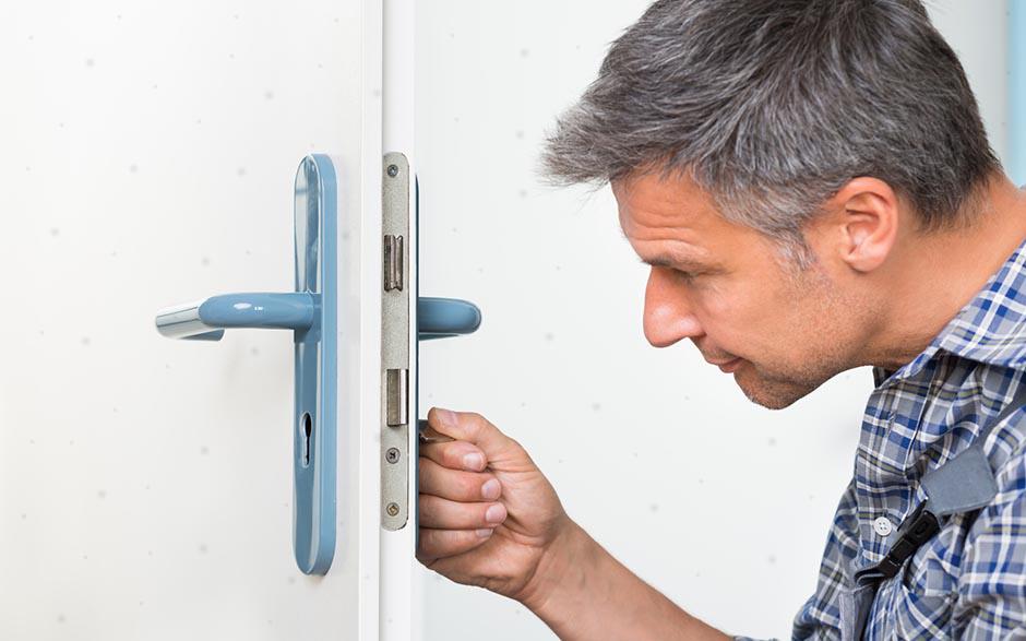 changer ouverture porte Mennecy